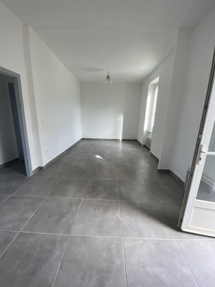 MOULEZAN - Appartement T2 de 42m² avec terrasse - Photo 1