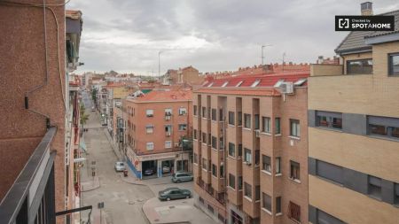3-bedroom apartment for rent in Ventas for professionals - Foto 4