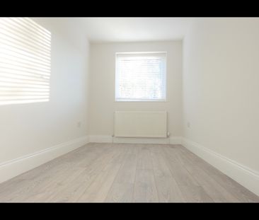 3 Bed Flat, Embassy Court, N11 - Photo 5