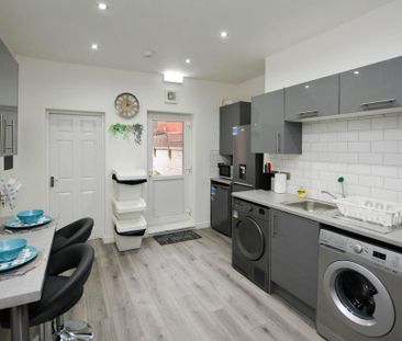 1 bedroom in a house share to rent - Photo 3