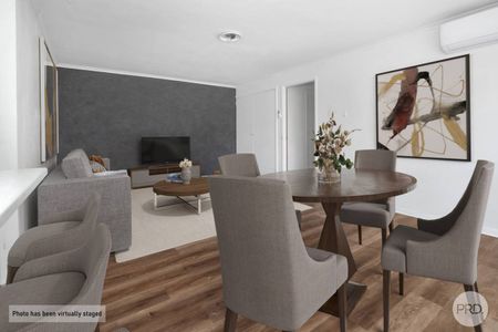 TWO BEDROOM UPDATED UNIT IN BLACK HILL - Photo 2