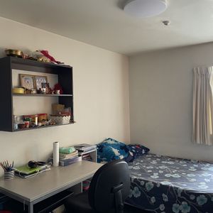 Two bedroom unit in Te Aro - Photo 2