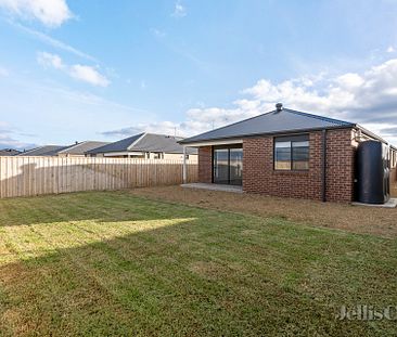 43 Presentation Boulevard, Winter Valley - Photo 6