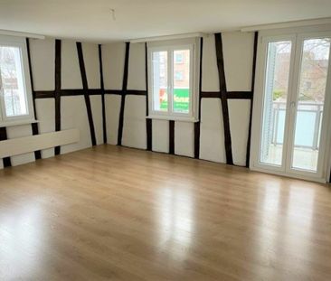 grosszügige 4 1/2 Zimmer-Wohnung in familienfreundlichem Wohnquartier - Photo 2