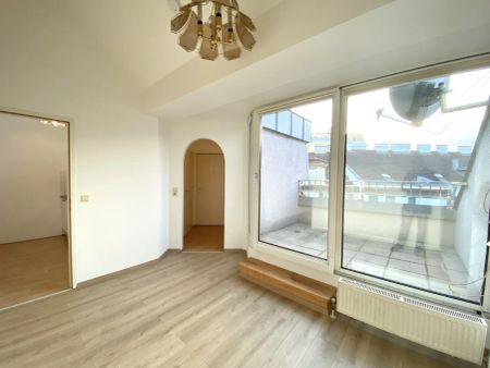 Sanierte 1,5-Zimmer Wohnung mit Dachterrasse | Geiselbergstraße S-Bahn - Photo 2