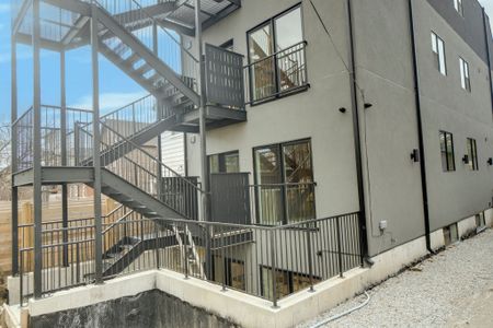 For Lease - 625 Harvie Avenue Unit# 03, Toronto, Ontario - Photo 3