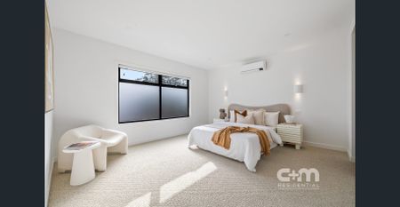 Luxury Meets Low-Maintenance! - Photo 4