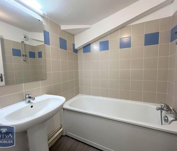 Location Appartement 1 pièce 40m² MONTAUBAN 82000 - Photo 4