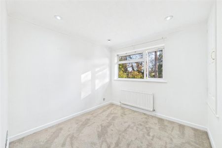 5 bedroom detached house to rent - Photo 5