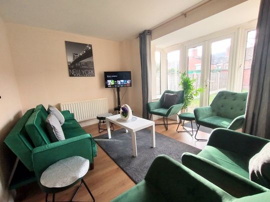 3 Bed Terraced House, Firedrake Croft, CV1 - Photo 1