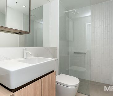 Stunning home in the heart of Southbank - Photo 6