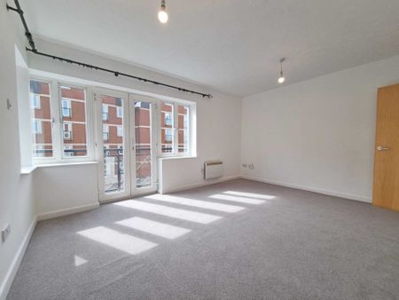 Neptune Square, Ipswich - Photo 4