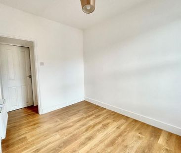 3 bedroom maisonette to rent - Photo 5