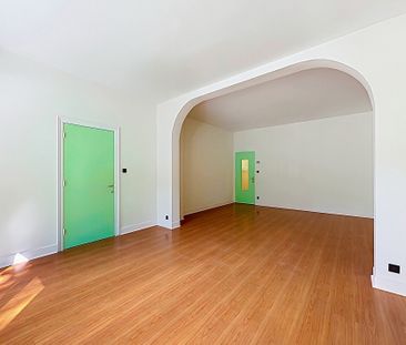 Gelijkvloerse verdieping met één slaapkamer in Bruxelles - Photo 4