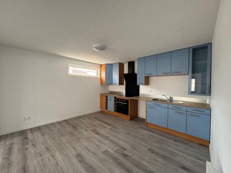 Location Appartement 1 pièce 59m² CHAILLY EN BIERE 77930 - Photo 2