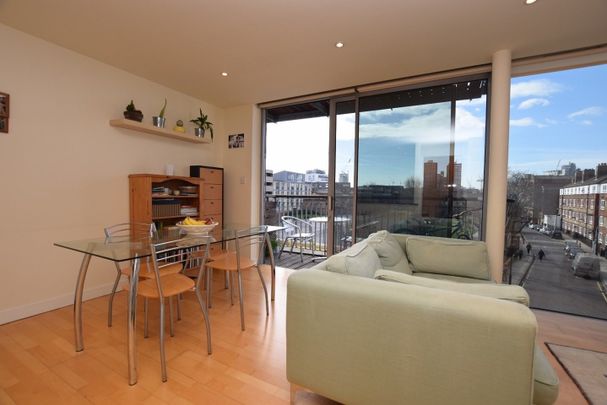 2 Bed Flat, Park West Apartments, SE1 - Photo 1