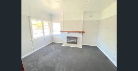 QUIET LOCATION - SUNNY OUTLOOK - Photo 2