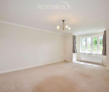 Mayfield Court, Eversley, RG27 - Photo 2