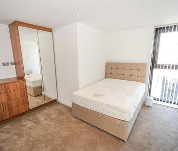 2 bedroom flat to rent - Photo 5