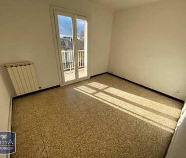 Location Appartement 3 pièces 52m² TOULON 83100 - Photo 4