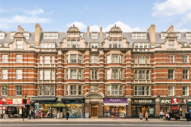 1 bedroom flat in Southampton Row - Photo 1