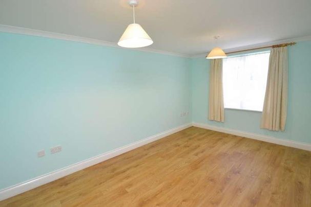 Weymouth, DT4 - Photo 1