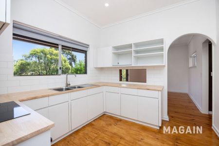 Perfect Family Home - Photo 5