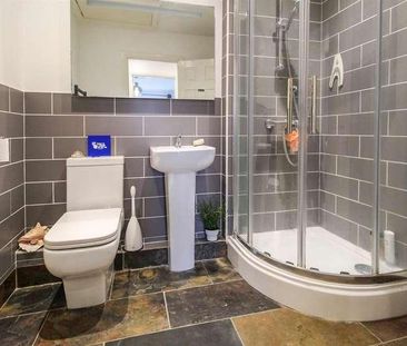 Bower Court, Cippenham Lane, Cippenham, SL1 - Photo 6