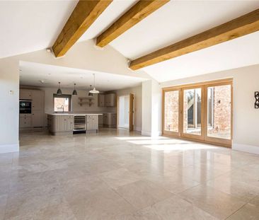 An exquisite four bedroom, four bathroom barn conversion with South facing garden, beautifully modernised and finished to a superb standard - Photo 2