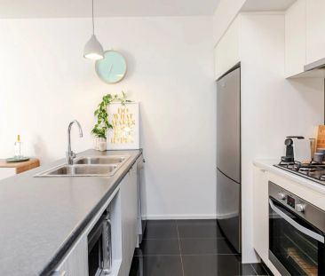 Will Situated Townhouse in the Heart of St Clair - Photo 3