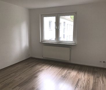 ***Renovierte 2 Zimmer Wohnung*** - Foto 1