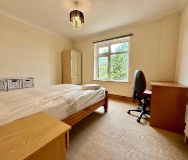 4 bedroom detached house to rent - Photo 5