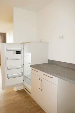 N-Marienberg: Top-möbliertes 1-Zi-Apartment (5.OG m. L.) nähe Flughafen - Photo 4