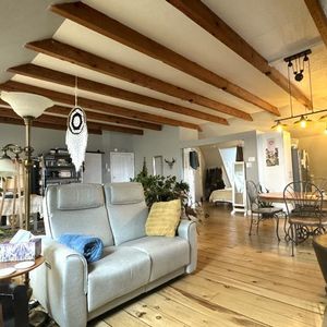 MAGNIFIQUE LOFT – VIEUX-TERREBONNE (ANCESTRALE, BOISERIE, CACHET UNIQUE) - Photo 2