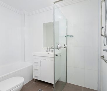 Central Living with Lift Access in the Heart of Kiama - Photo 5