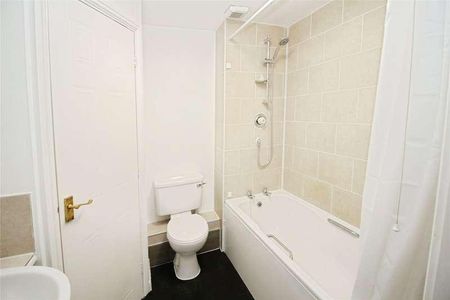 Timberlog Lane, Basildon, Essex, SS14 - Photo 4