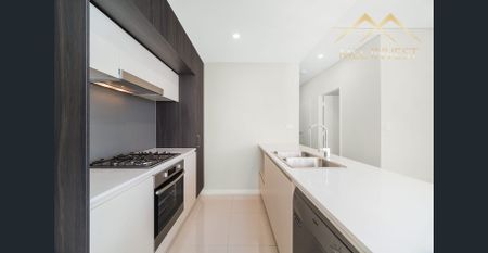 Sun-drenched 2-bed with a large terrace with floor boards (updated) - Photo 3