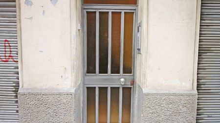 Carrer de Sant Roc, Barcelona, Catalonia 08014 - Photo 5