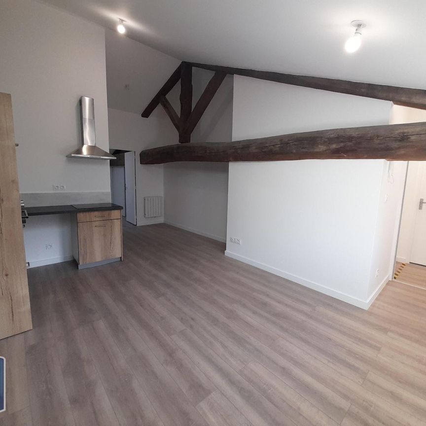 Location Appartement 2 pièces 37m² VILLEFRANCHE SUR SAONE 69400 - Photo 1
