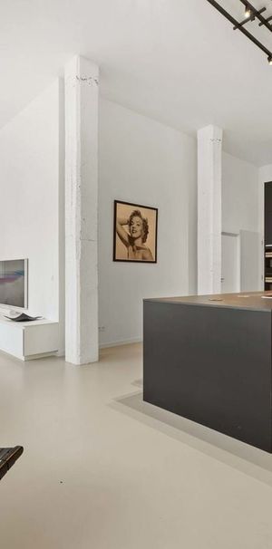 Appartement te huur in Leuven voor € 2.300 met 1 slaapkamer - Photo 1