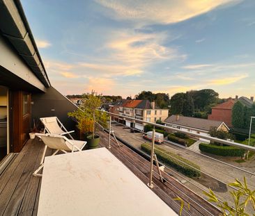 Penthouse met twee slaapkamers en groot terras. - Photo 4