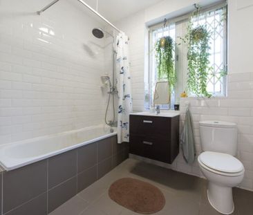 2 Bedroom Flat To Let - Photo 6