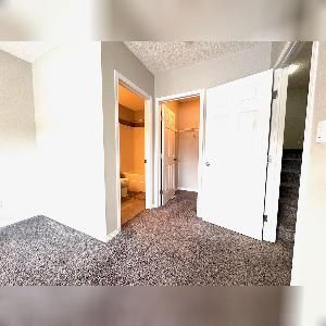 Paisley SW Edmonton 4 Bed 3.5 Bath Duplex For Rent - Photo 5