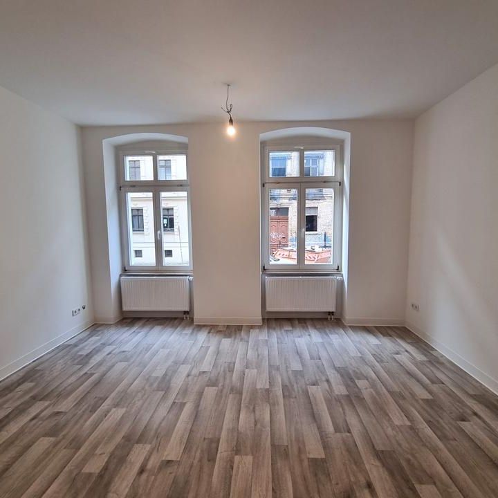 Feel at Home: 2-Zimmer Erdgeschoss mit Balkon & großzügigen 70 m² - Photo 1