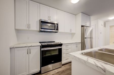 For Lease - 70 Kenesky Drive Unit# 20, Hamilton, Ontario - Photo 5