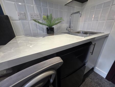 Studio to rent - Photo 5