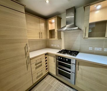 2 bedroom townhouse to rent - Photo 3
