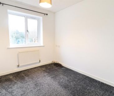 4 bedroom detached house to rent - Photo 6