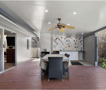 Beautiful 4-Bedroom, 3-Bathroom, 2-Carpark Family Home in Alexandra... - Photo 6