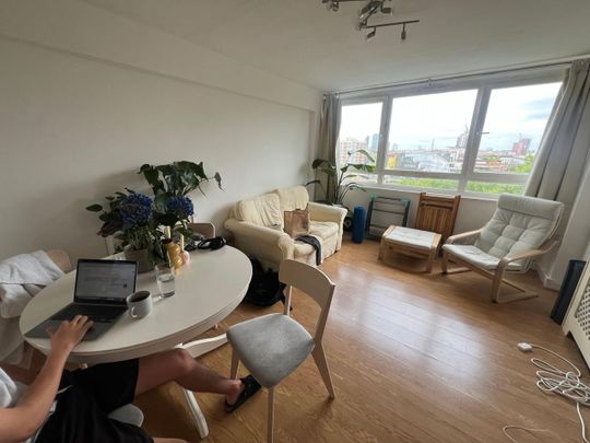 2 Bed Flat, Regents Court, E8 - Photo 1